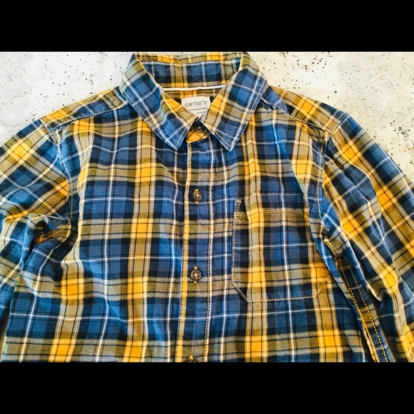 Boys’ Carter’s plaid button down shirt - Picture 3 of 6